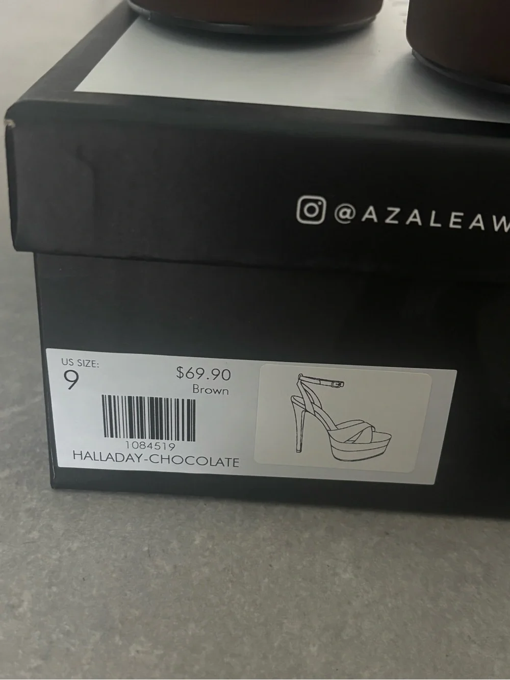 Azalea Wang elegant brown